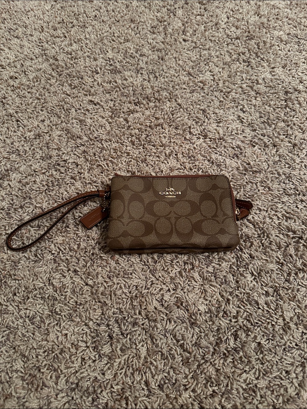 Coach Women's Double Corner Zip Signature Wristlet